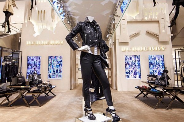 Burberry celebrates Londons Fashion